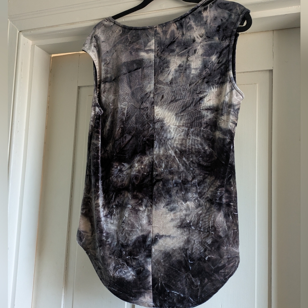 Rock & Republic Velvet Watercolor/Tie Dye Top- M - Picture 2 of 4